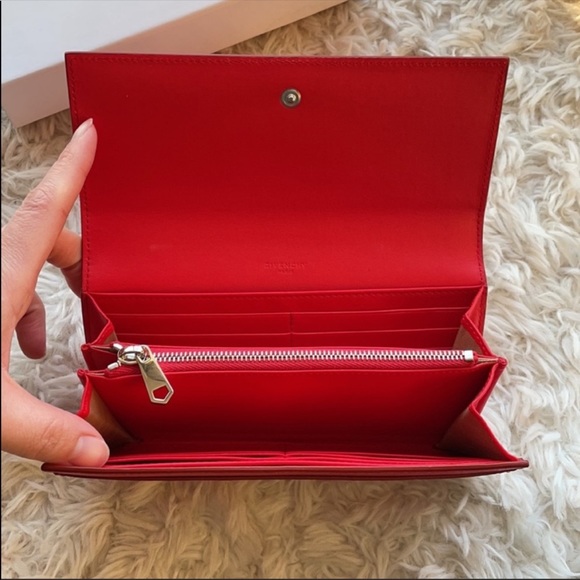 🆕Givenchy Wallet - Picture 3 of 6